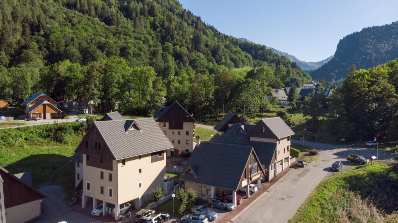 Olydea Saint-Colomban-Des-Villards Eksteriør billede